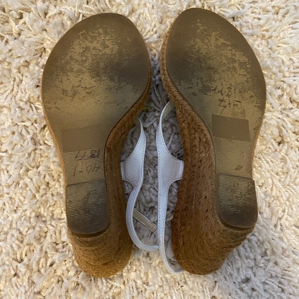 Steve Madden wedge sandals size 6 women’s